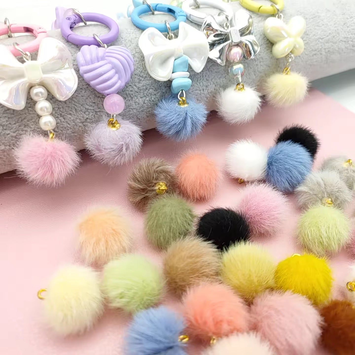 16mm Fuzzy Pendant Beads Mix-K10