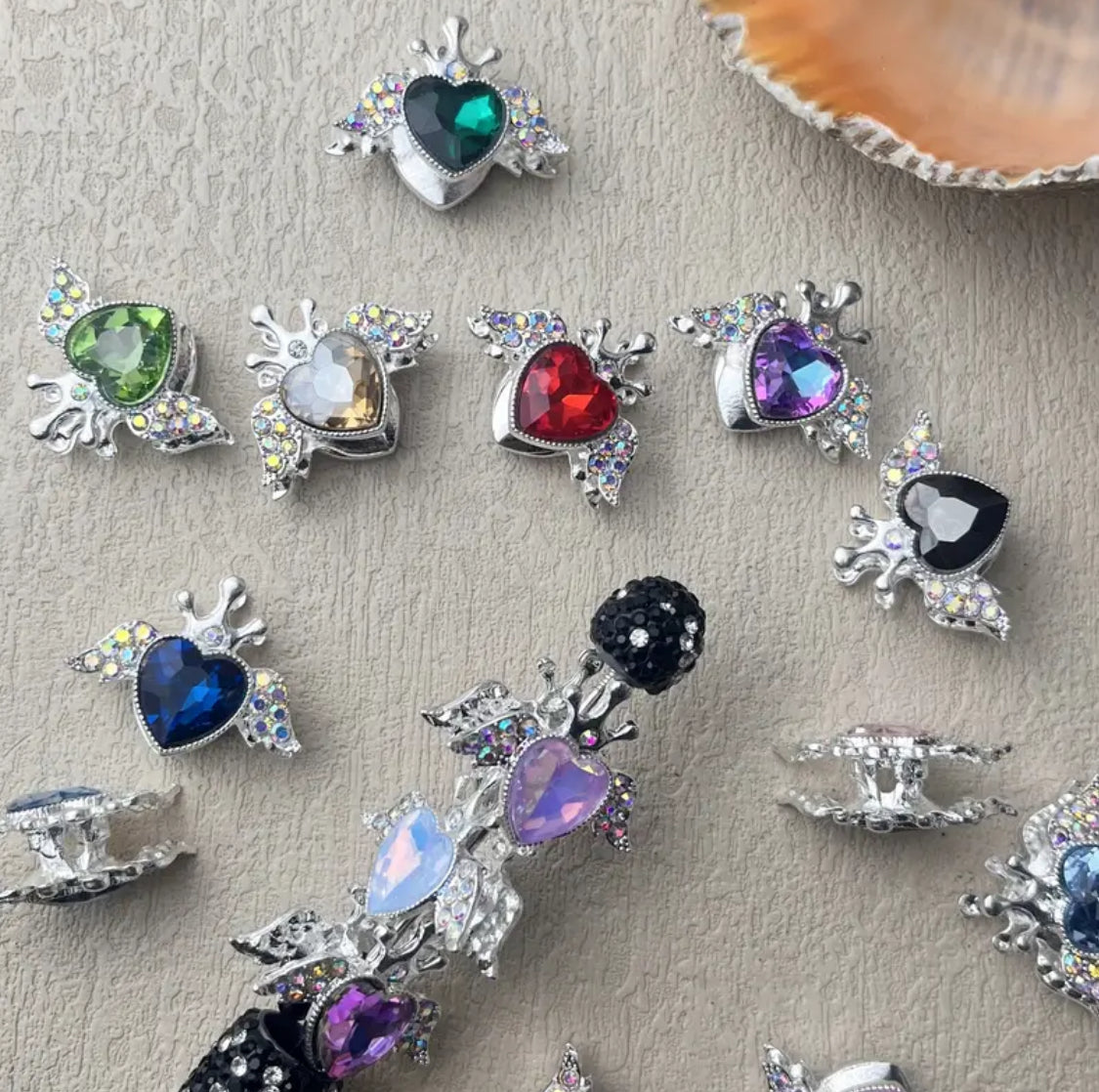 Rhinestone Alloy Crowned Heart with Wings Secondary image