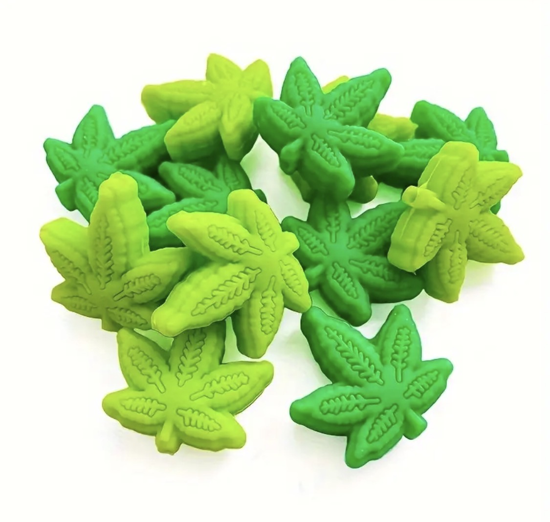 Maple 420 Leaf Silicone Focal Secondary image