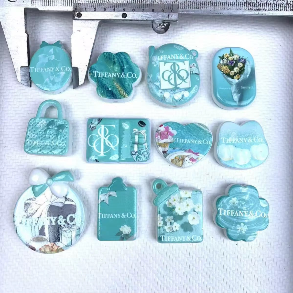 Tiffany Acrylic Shaped Beads-BB9