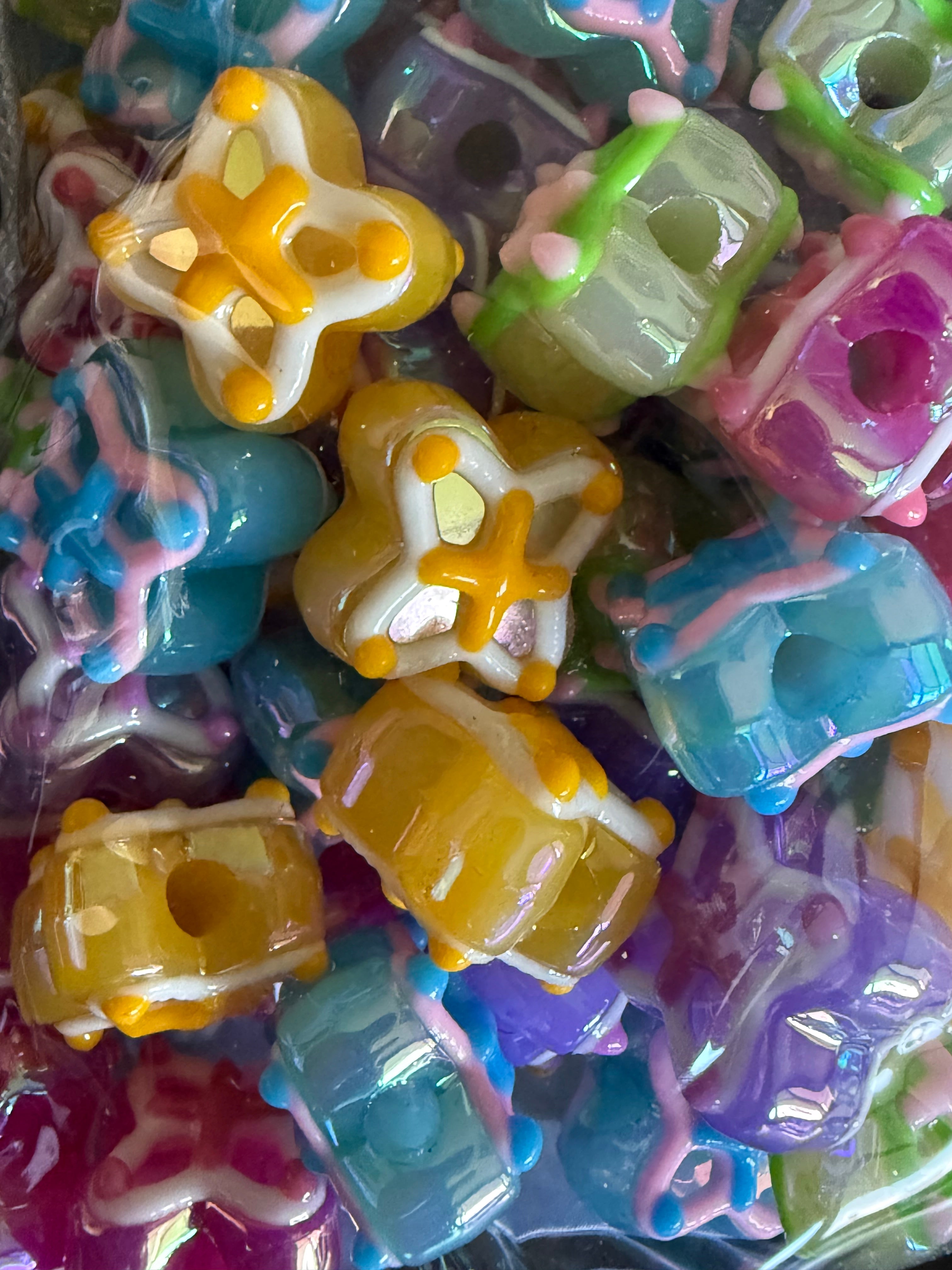 16mm Handpainted Cross Star Beads Main image