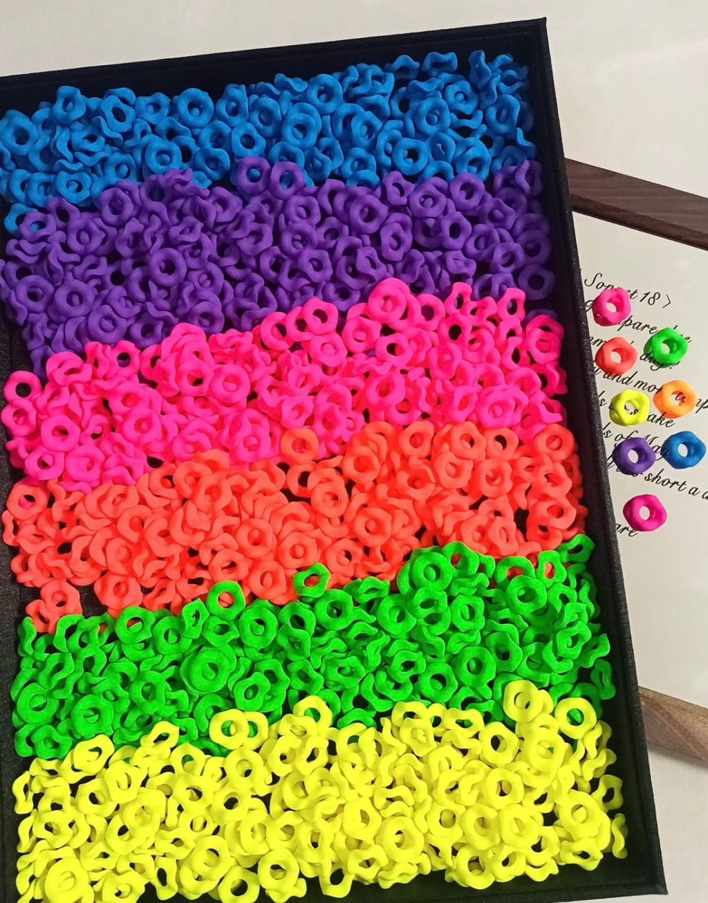 16mm Wavy Matte Neon Spacer-Z17