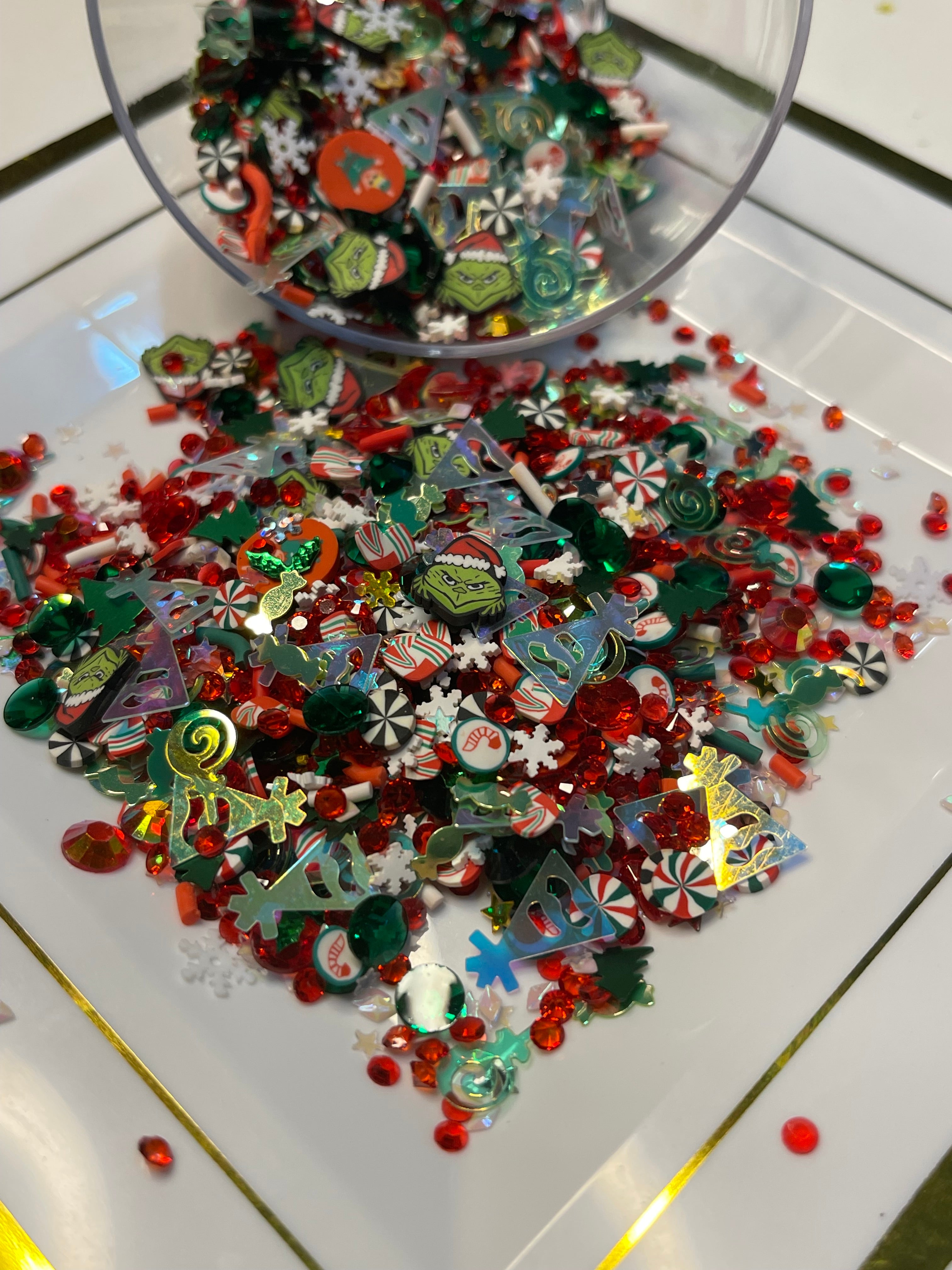 A Grinchy Christmas Mix -✨️94