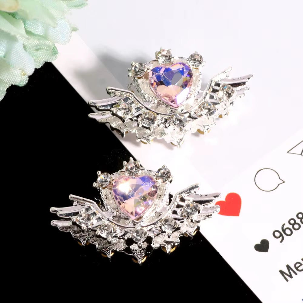 Rhinestone Metal Alloy Heart and Wings-U10