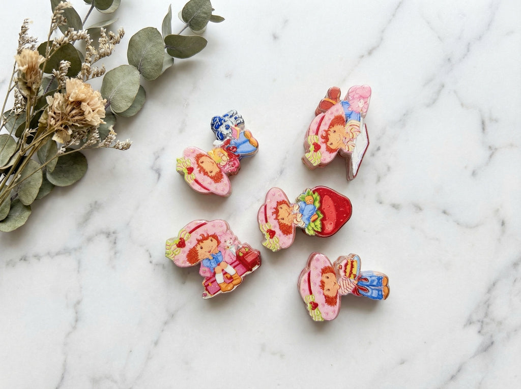 Strawberry SC Focal Acrylic Beads 💕