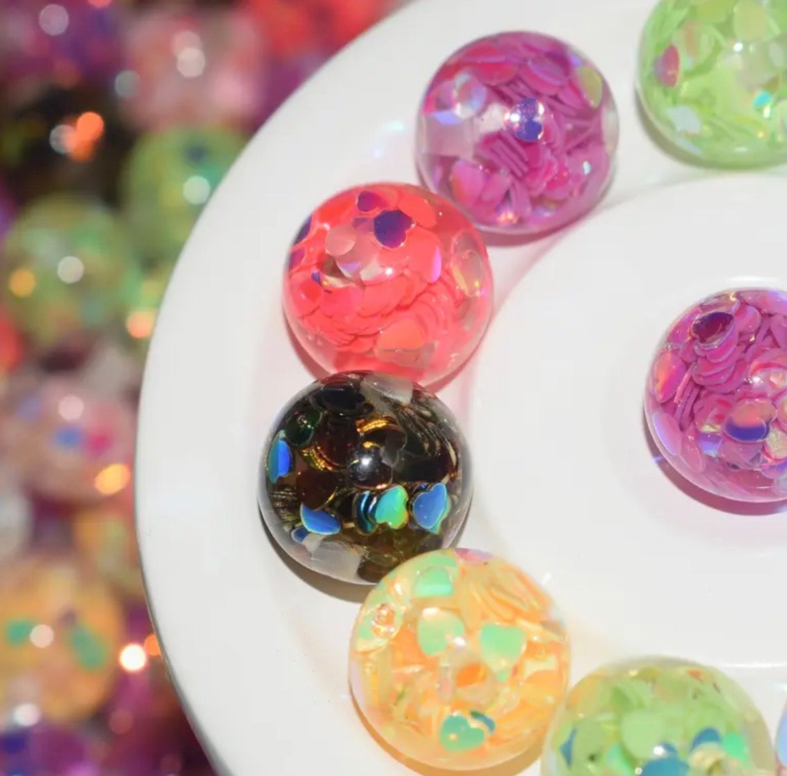 16mm UV Coating Multi-Color Shiny Heart Flakes Inside Round Acrylic Beads-A1