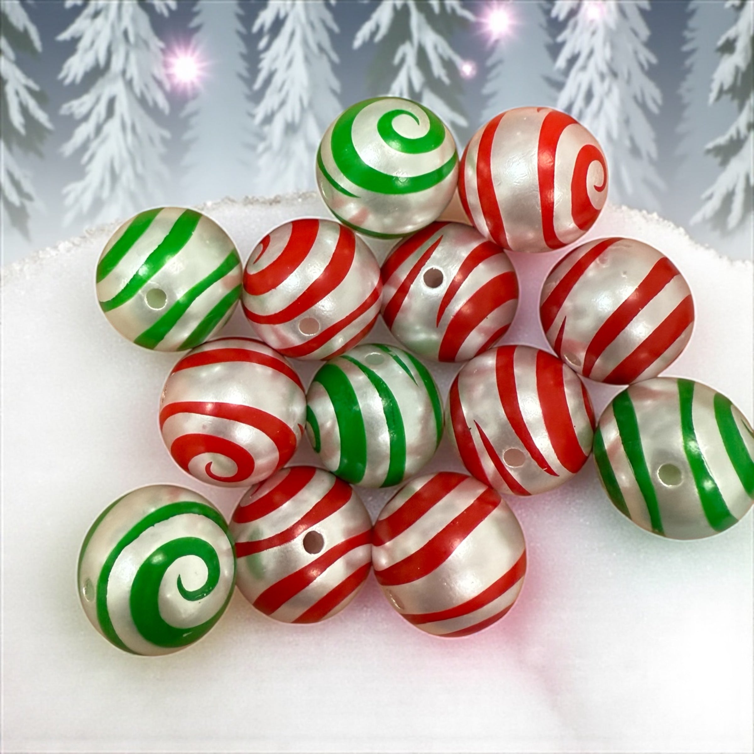 16mm Christmas Swirl Beads Mix Main image