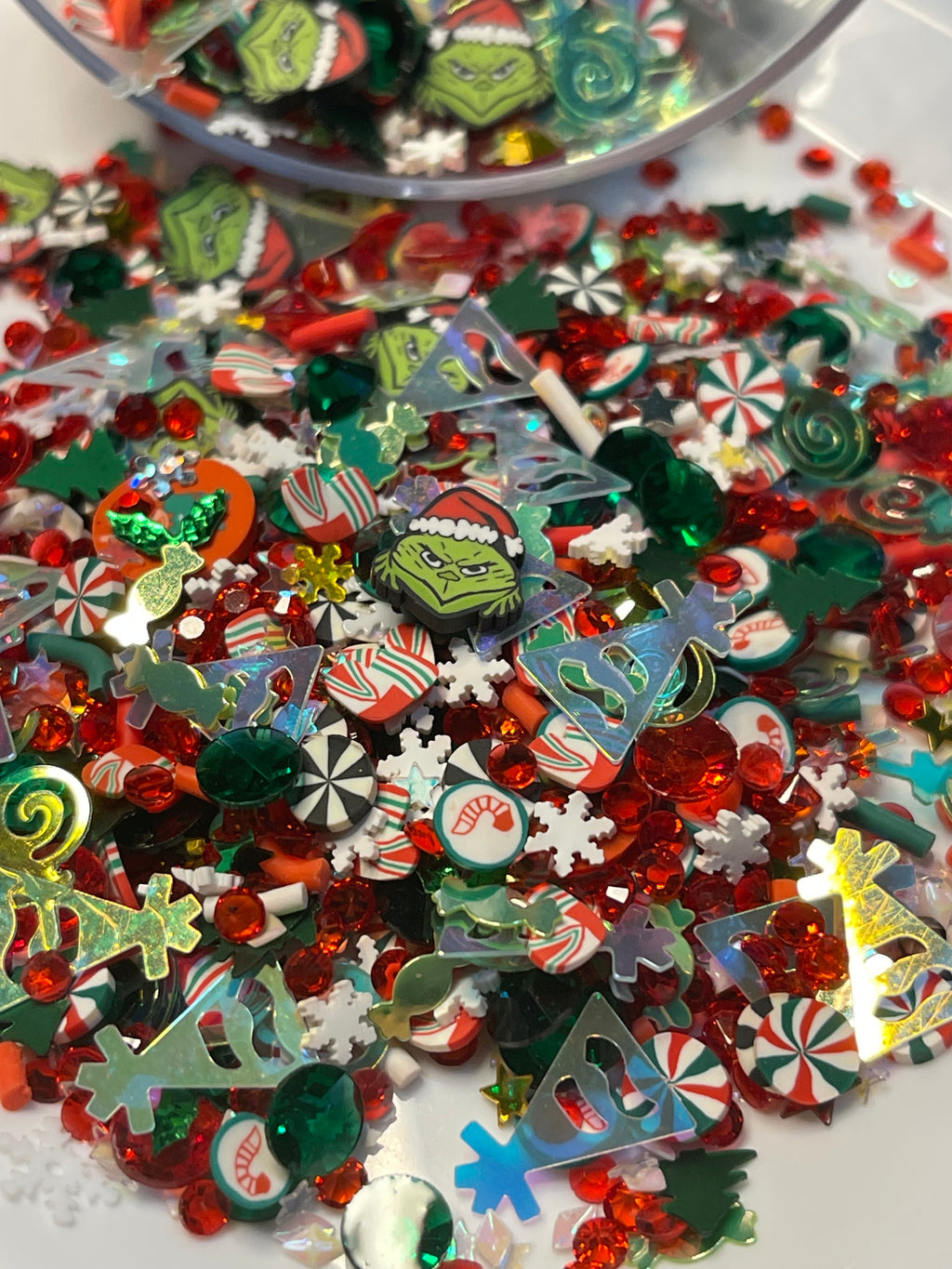 A Grinchy Christmas Mix -✨️94