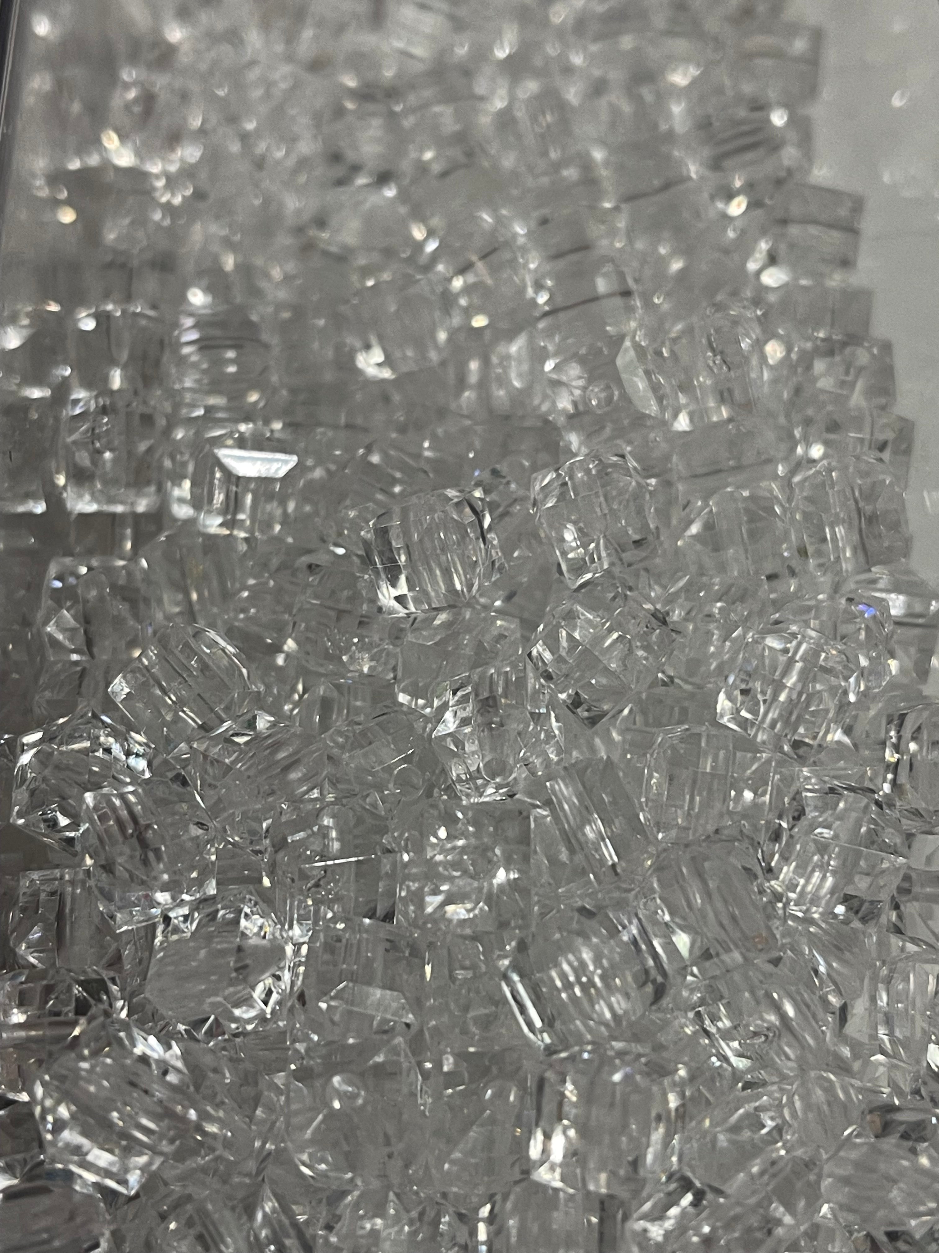 8mm Faceted Clear Cube Beads Main image