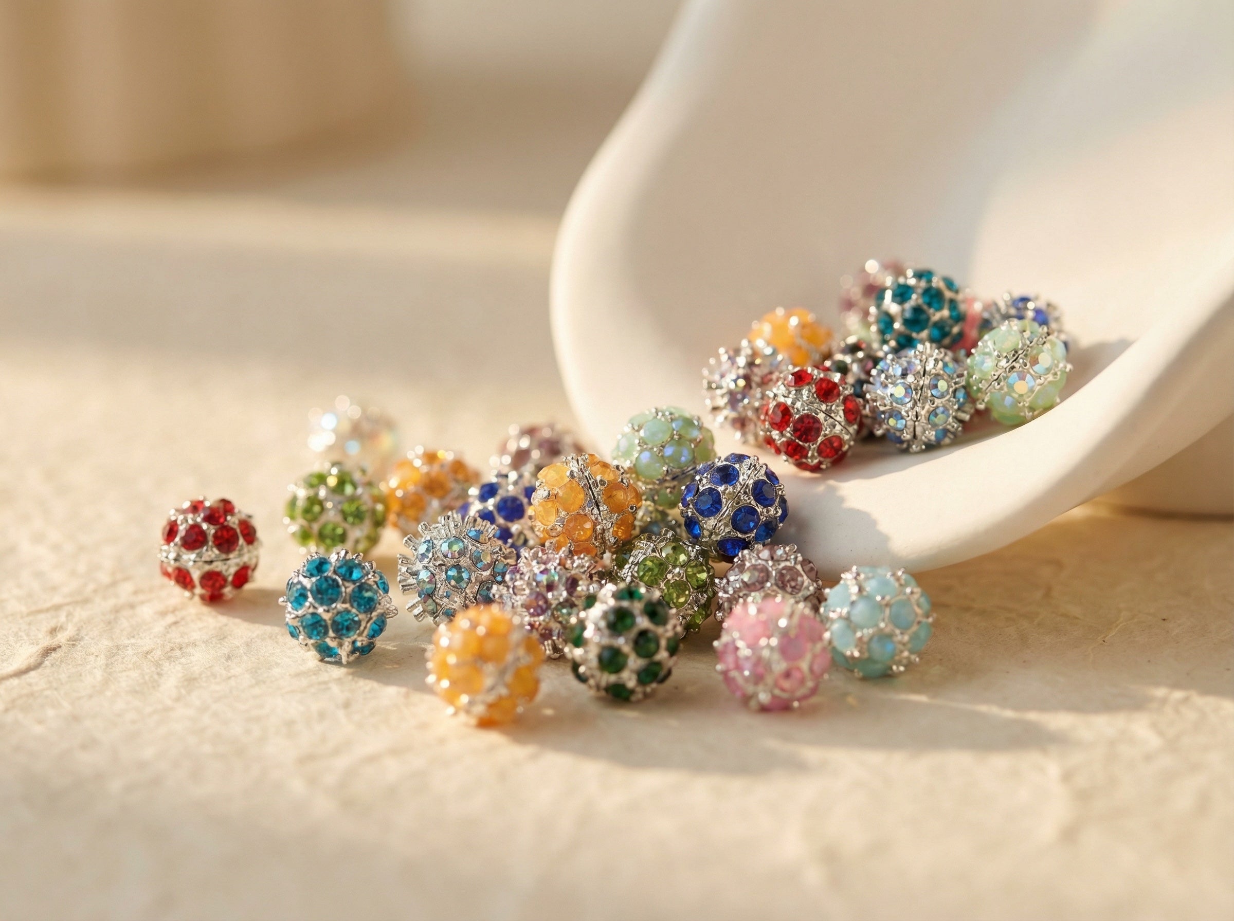 18mm Metal and Rhinestone Fancy Bead (5pcs) Main image
