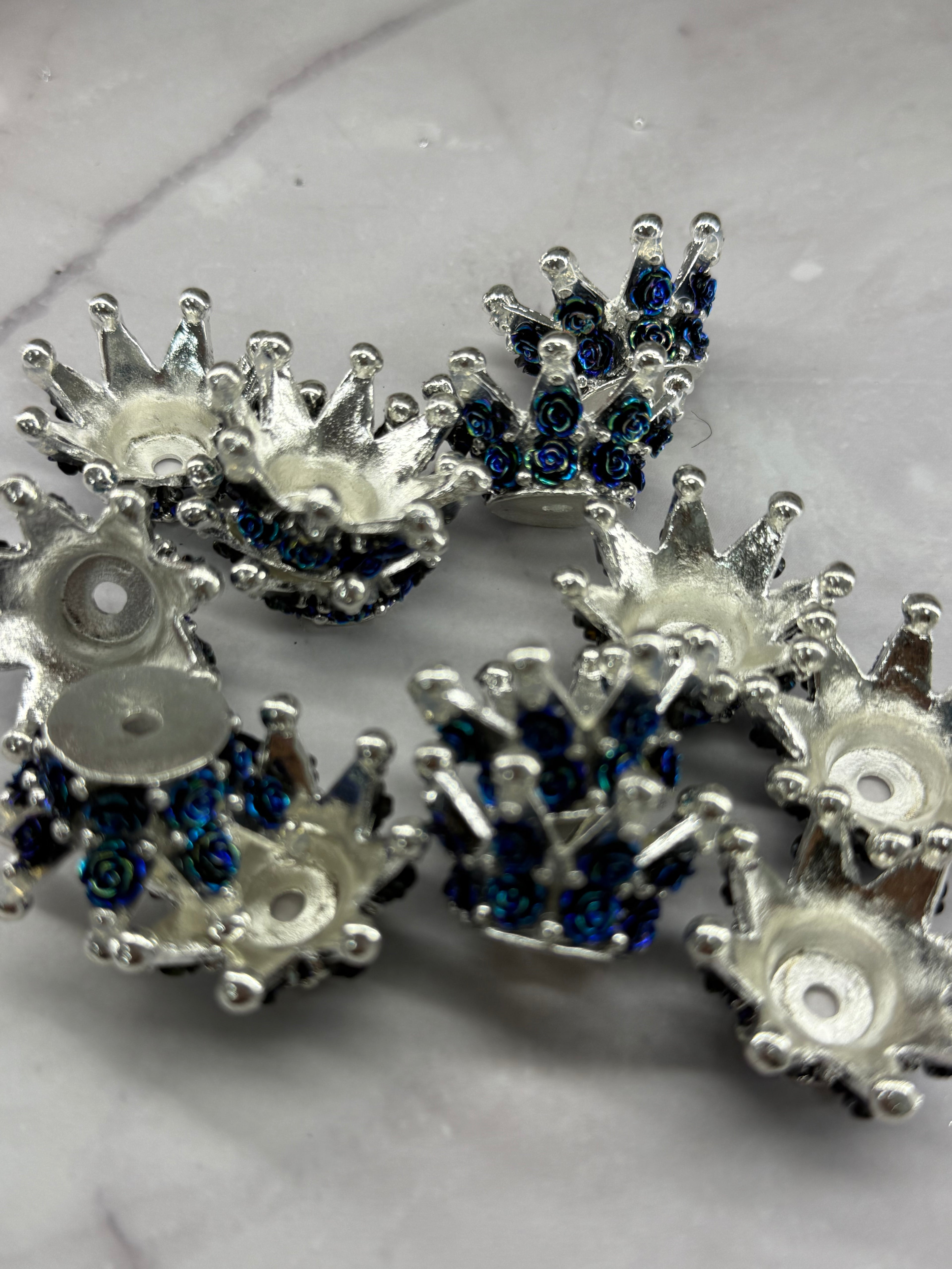 Rose Metal Alloy Crown Beads