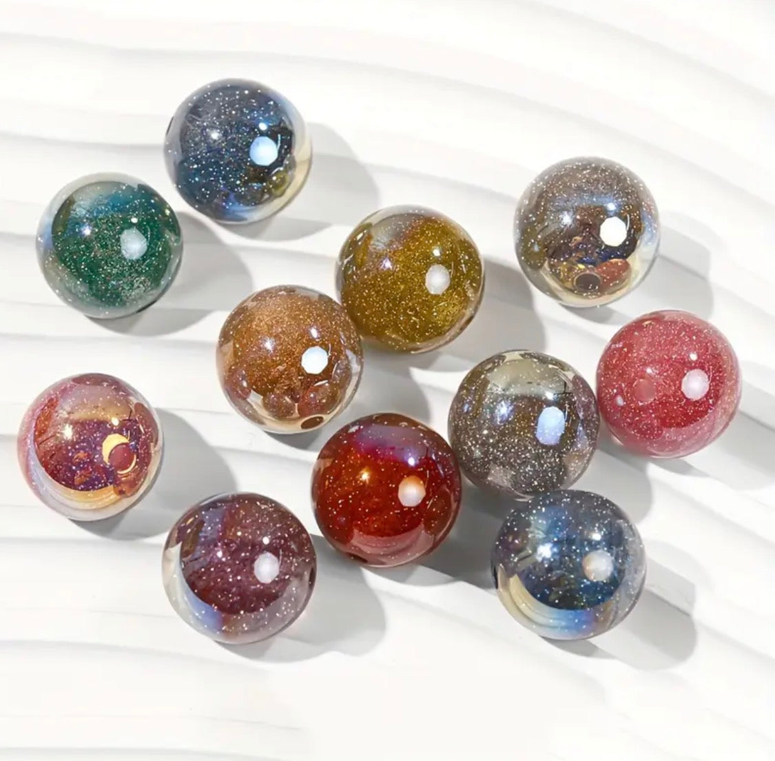 20mm AB Super Glitter Acrylic Beads Mix (10pcs) Secondary image