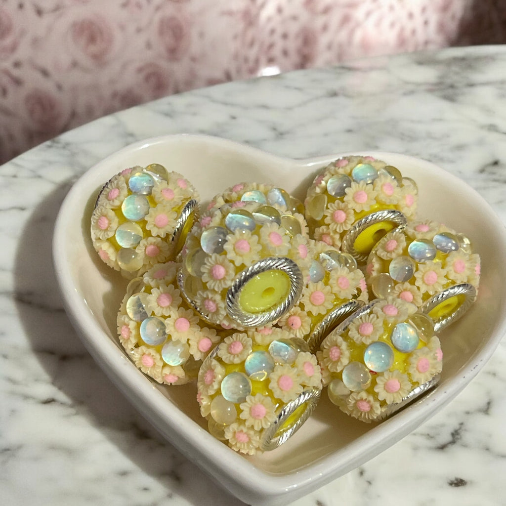 16mm Fancy Rose and Stone Beads