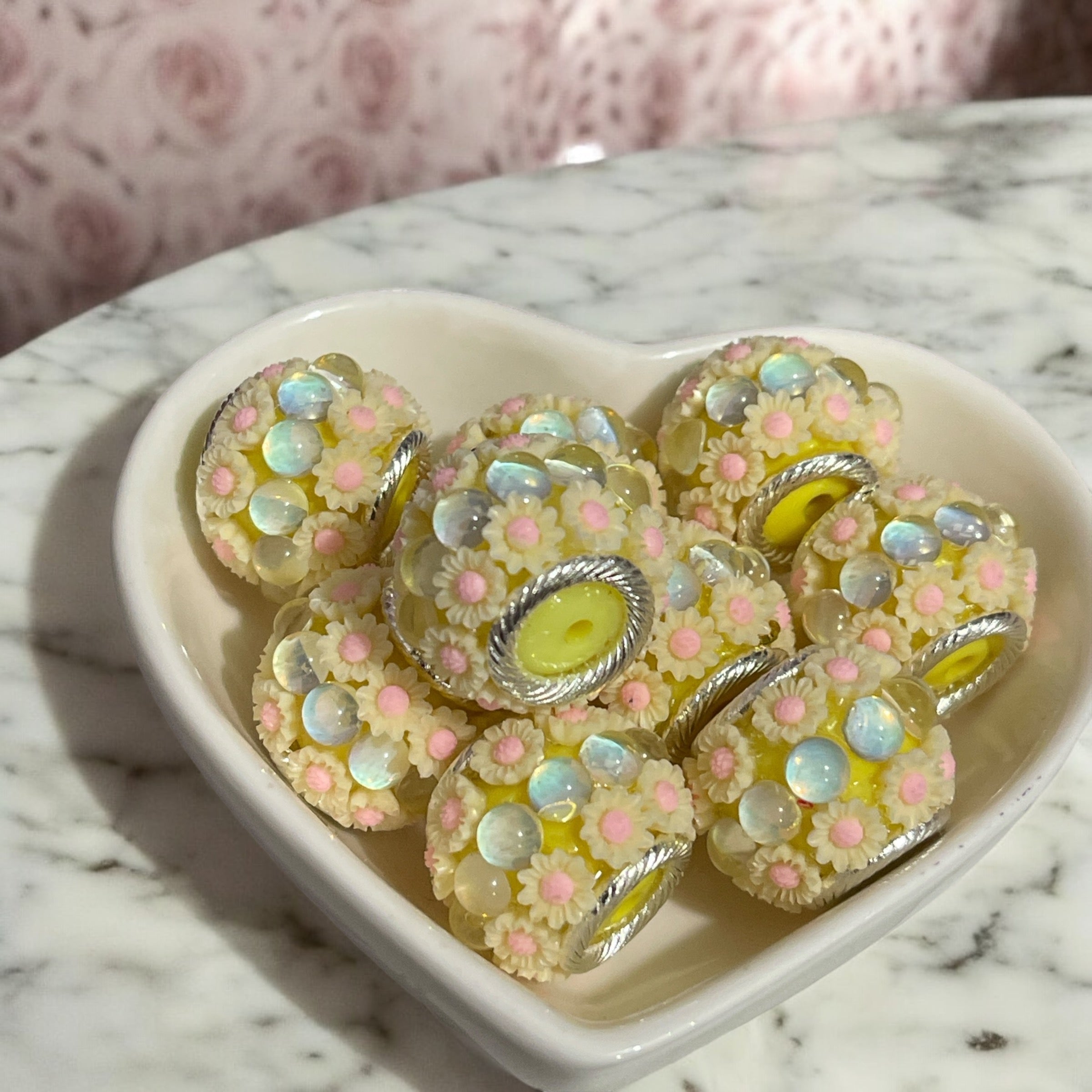 16mm Fancy Rose and Stone Beads