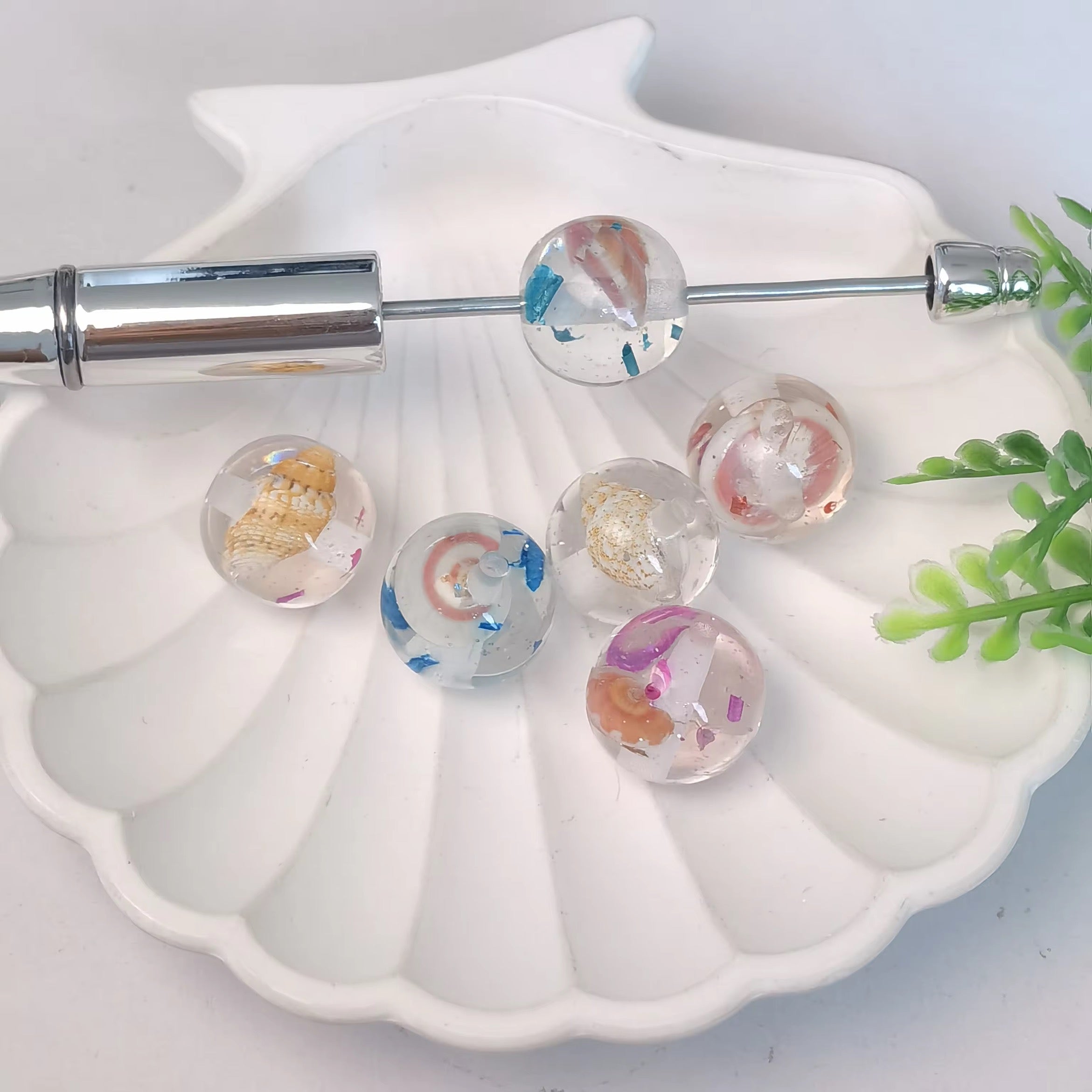 16mm Clear Embedded with Seashells Luxury Beads-E23
