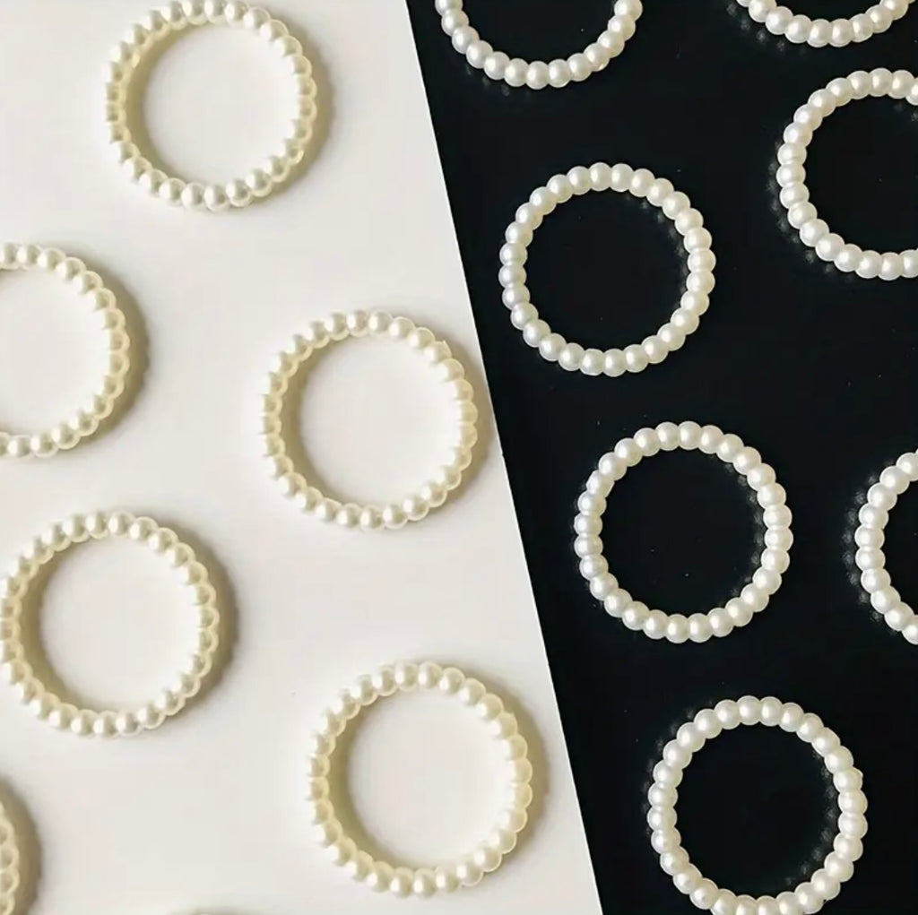 Pearl Circle Frame 10pc
