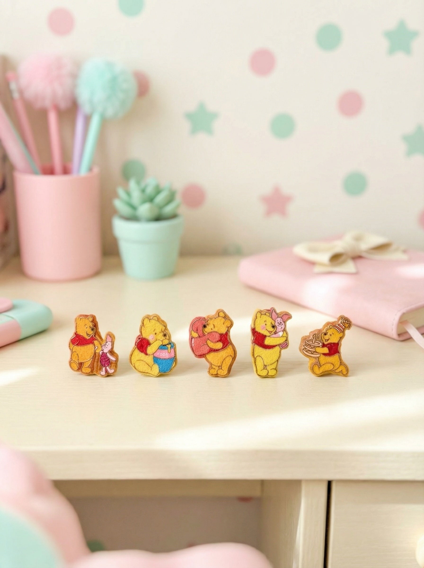 P-Bear Focal Acrylic Beads Main image