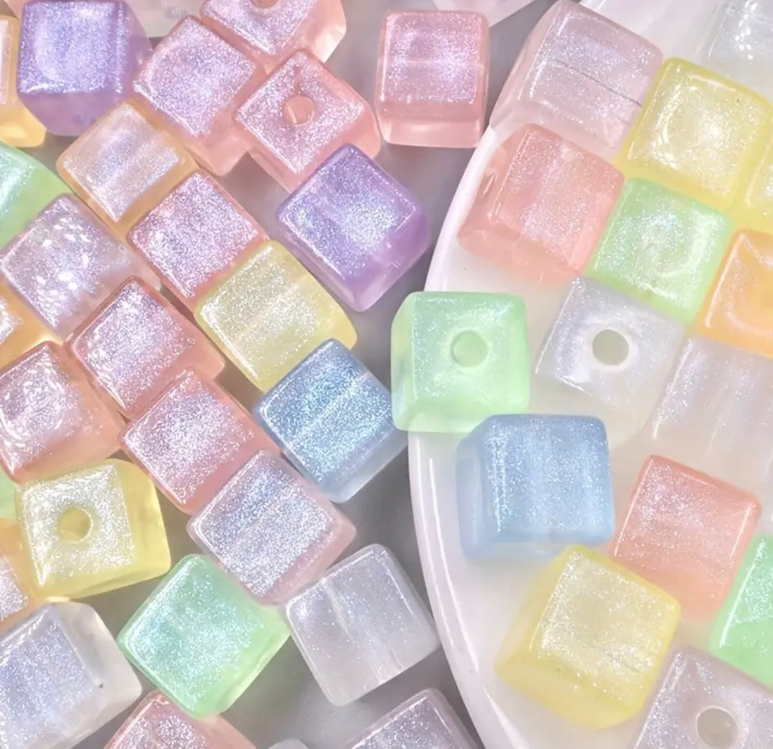 16mm Glitter Shimmer Cube Beads Secondary image