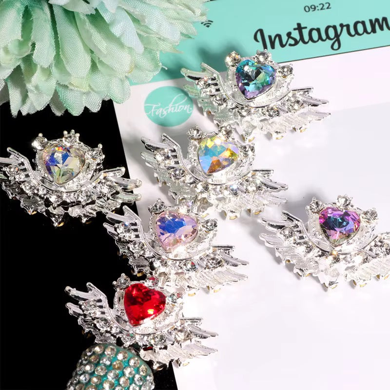 Rhinestone Metal Alloy Heart and Wings-U10