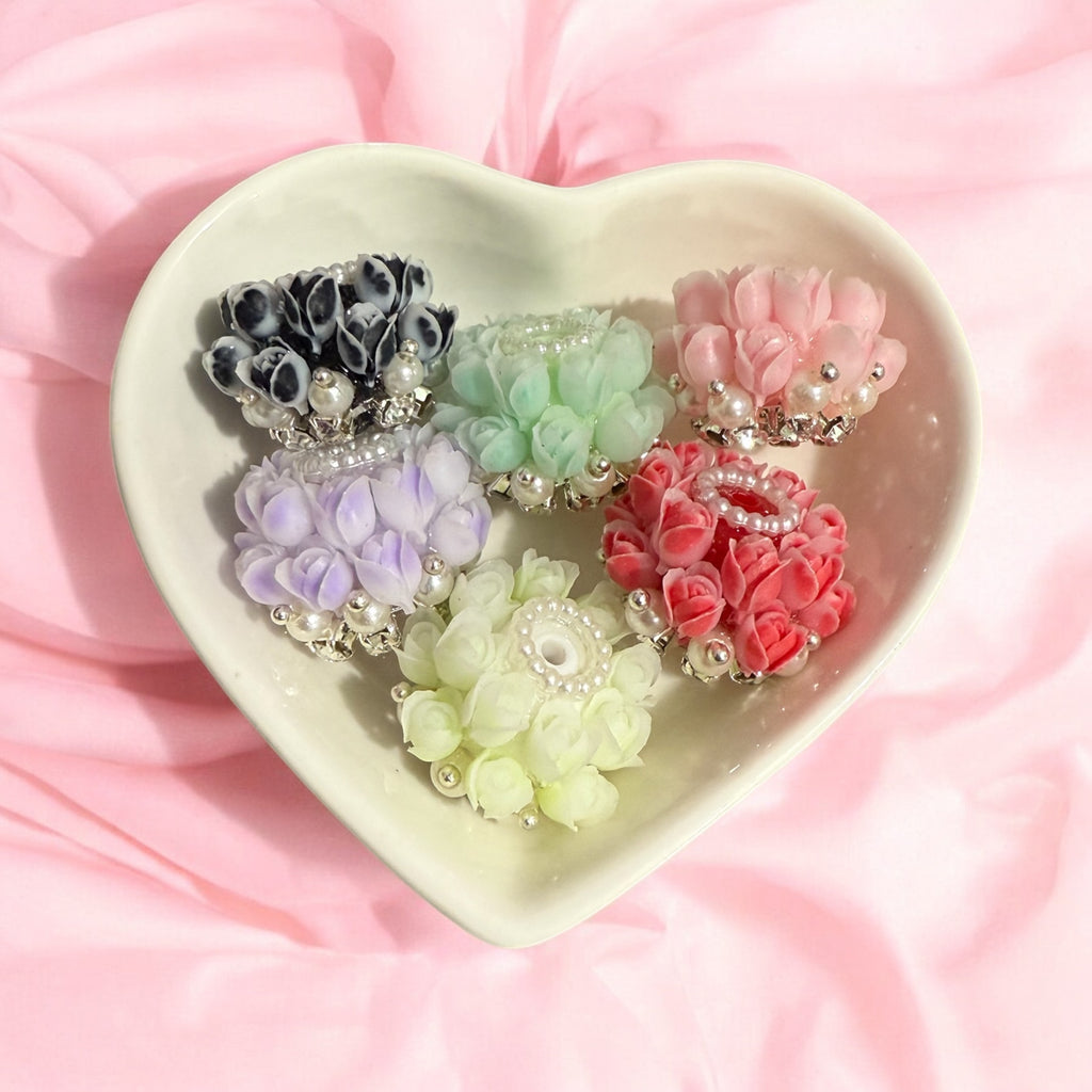 16mm Tulip Bouquet Fancy Beads-T22
