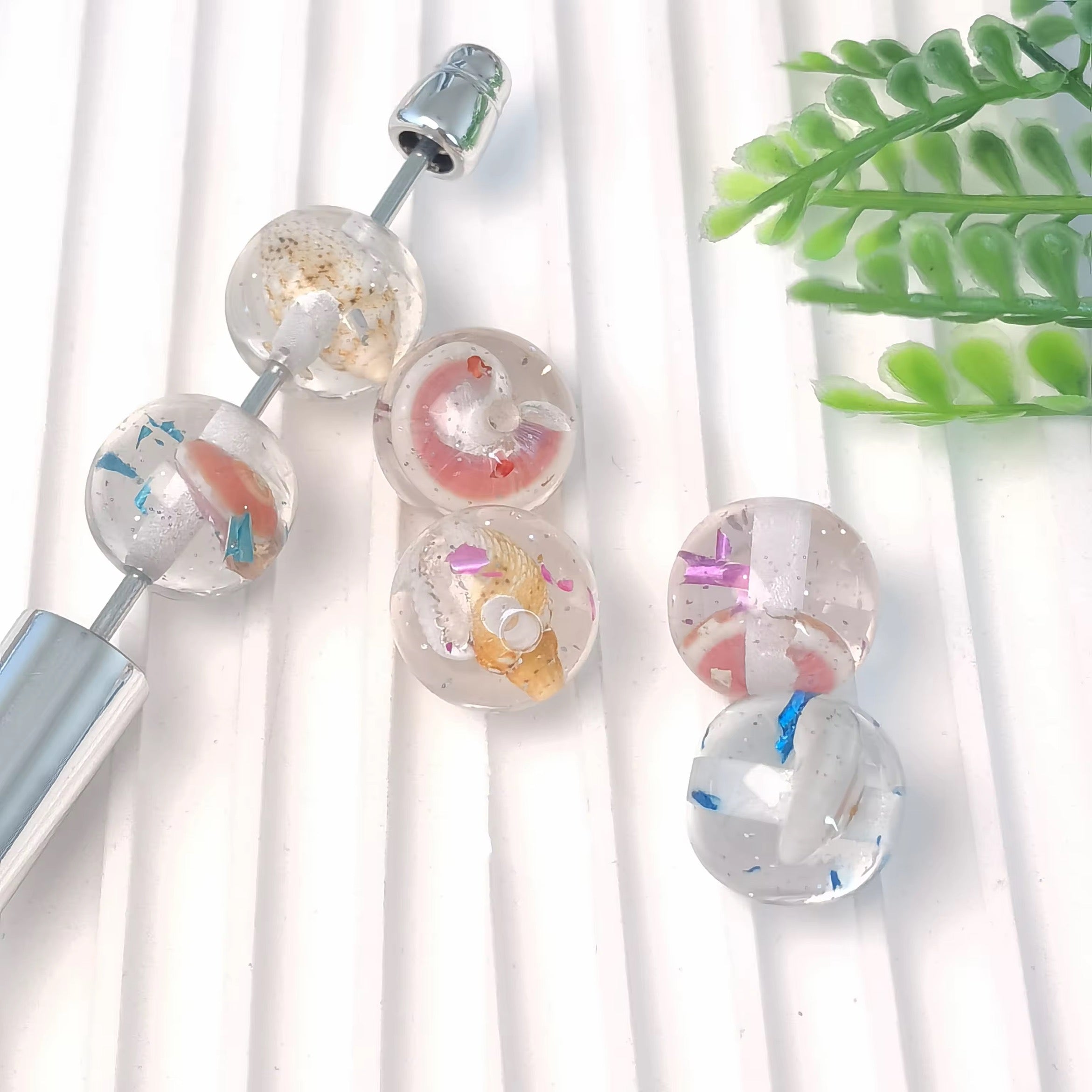 16mm Clear Embedded with Seashells Luxury Beads-E23