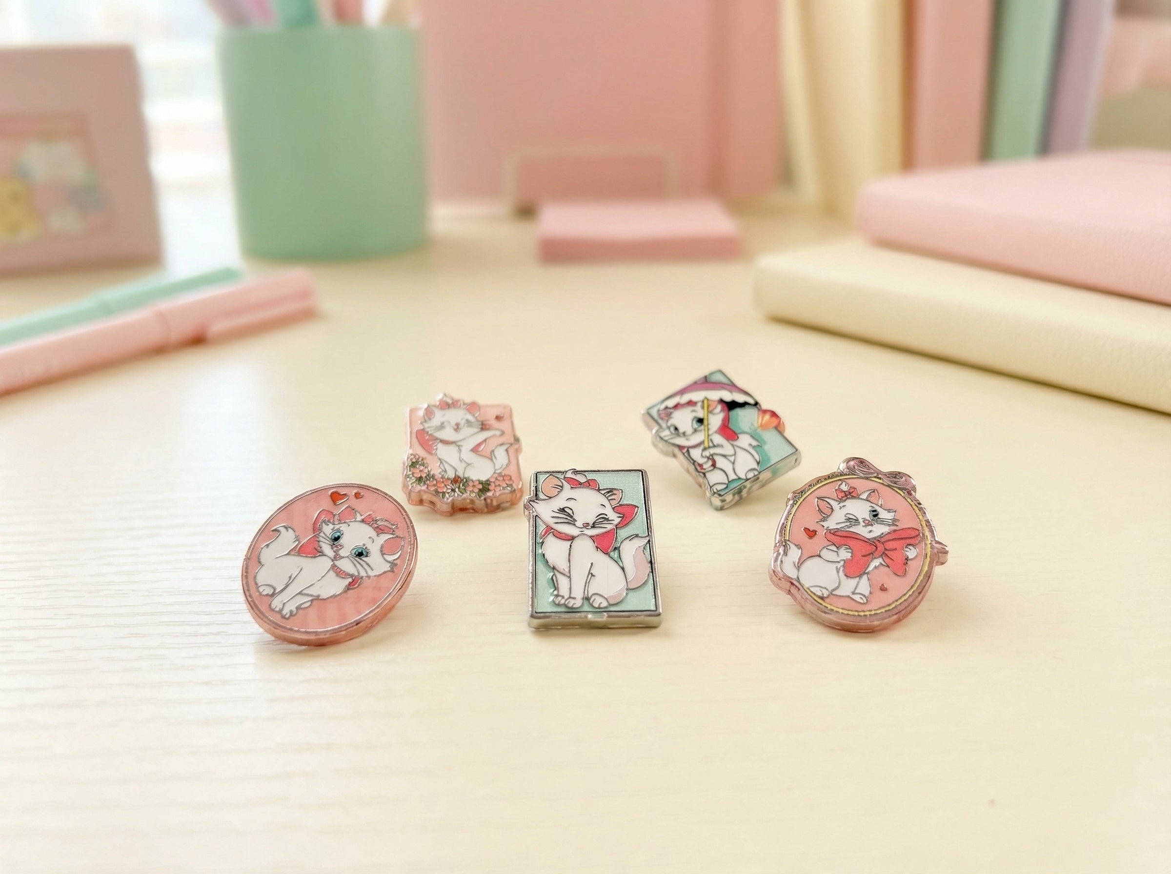 Marie Focal Acrylic Beads Main image