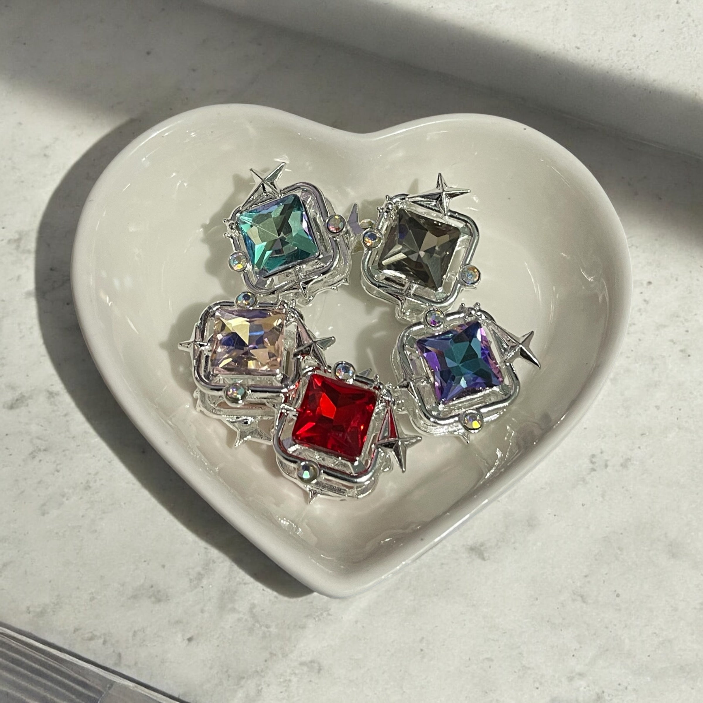 16mm Diamond Star Metal Rhinestone Beads Secondary image