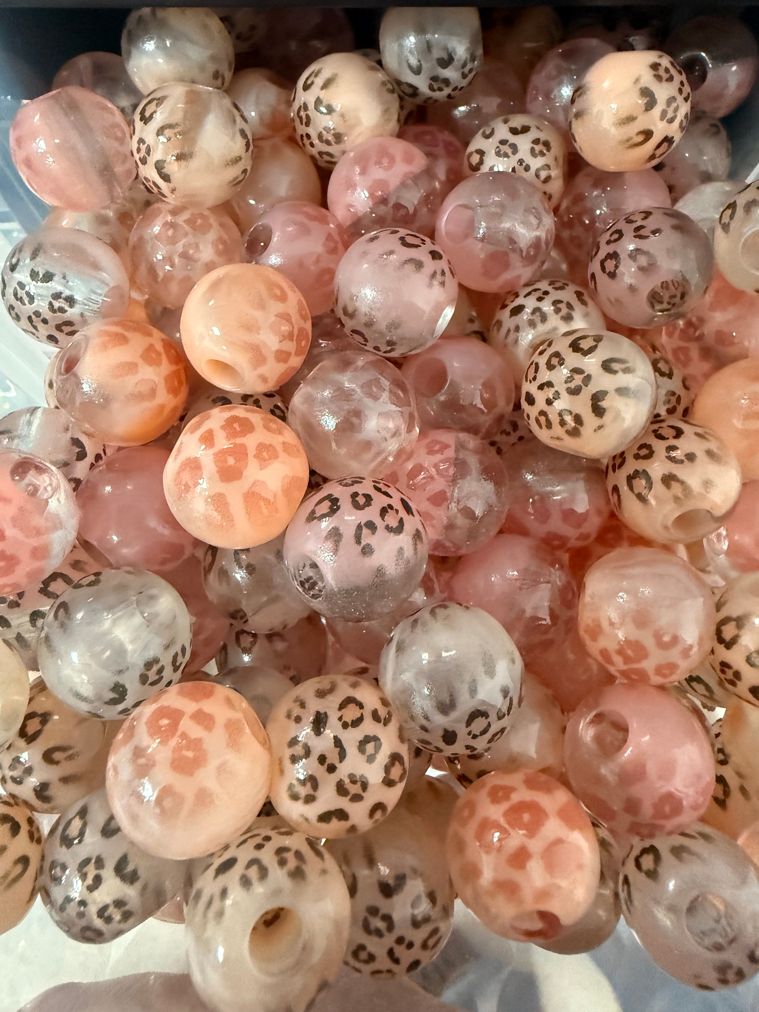 16mm Animal Print Wide Hole Neutral Colors Mix-Y10 Secondary image