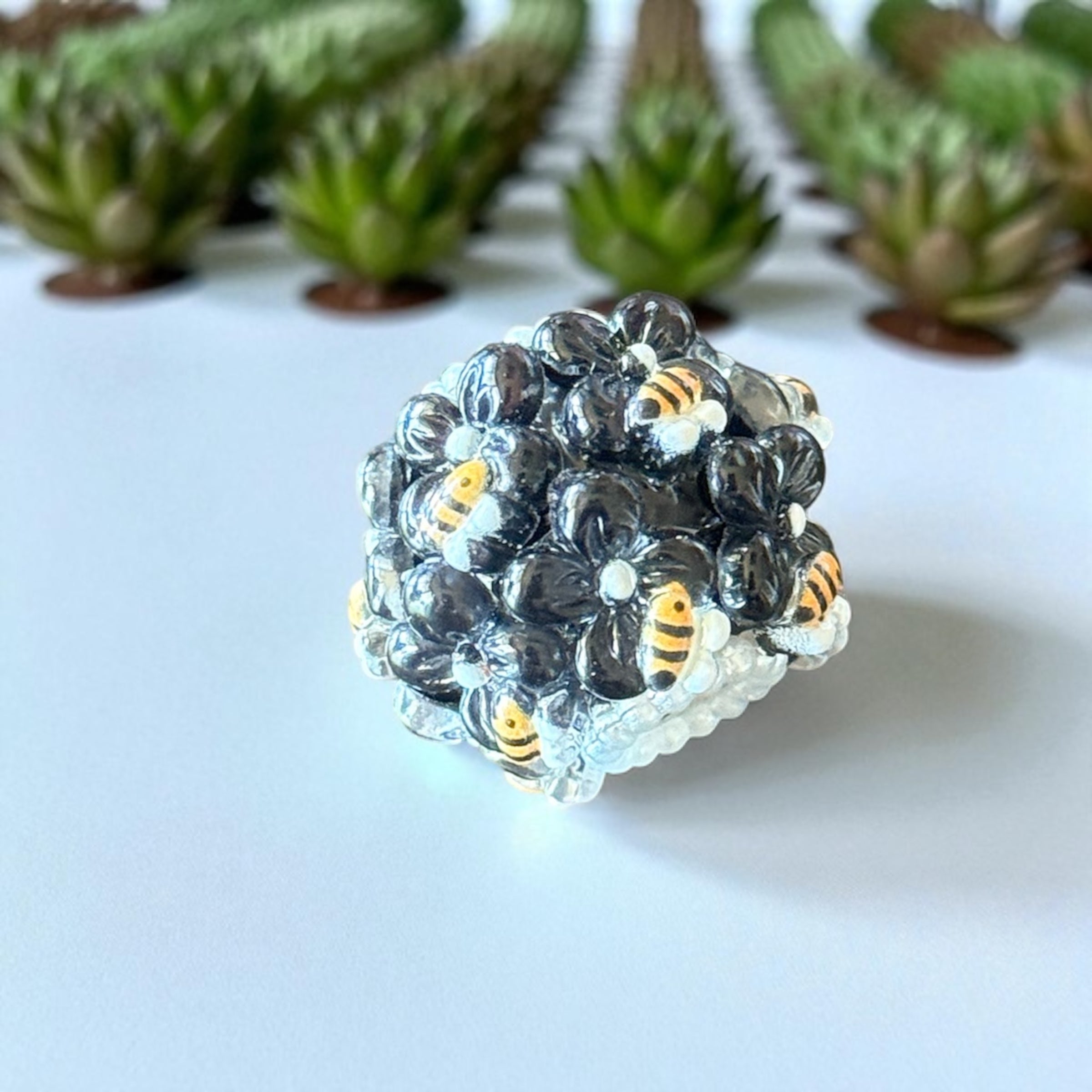 16mm Flower and Bees  Beads
