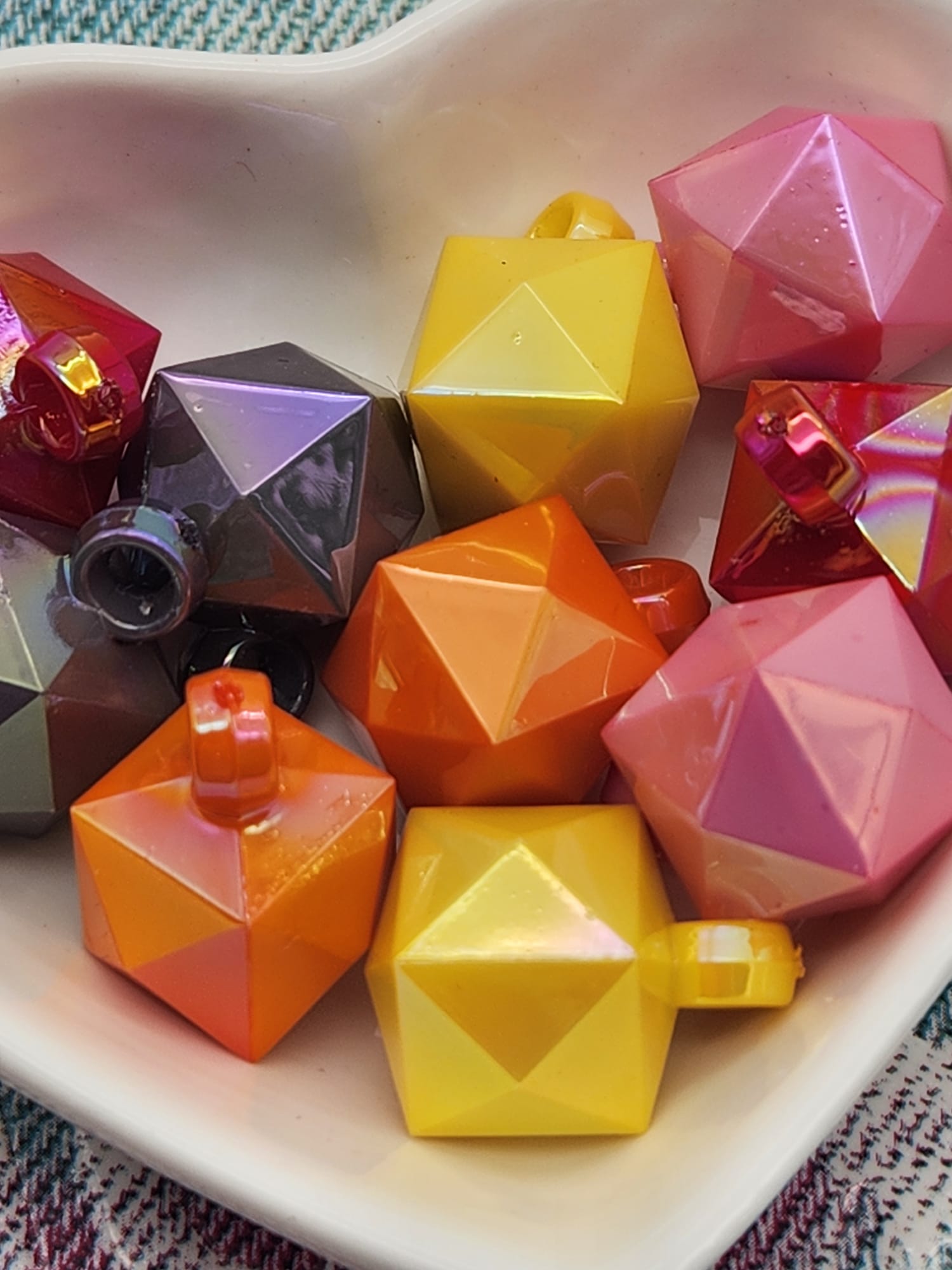 16mm AB Solid Hexagon Pendant Mix-F6 Main image