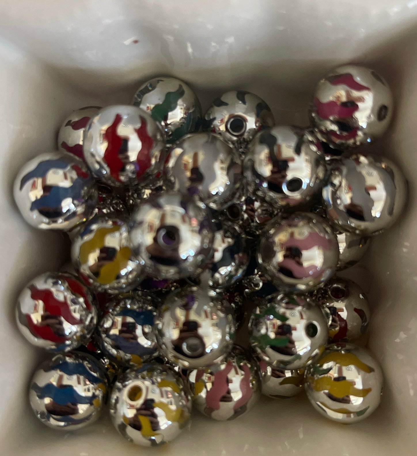 16mm Metalic Squiggles Double Layered Beads—J20